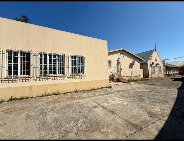 32,345M² WAREHOUSE TO LET IN WADEVILLE